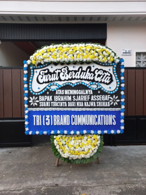Papan Bunga Duka di Salira